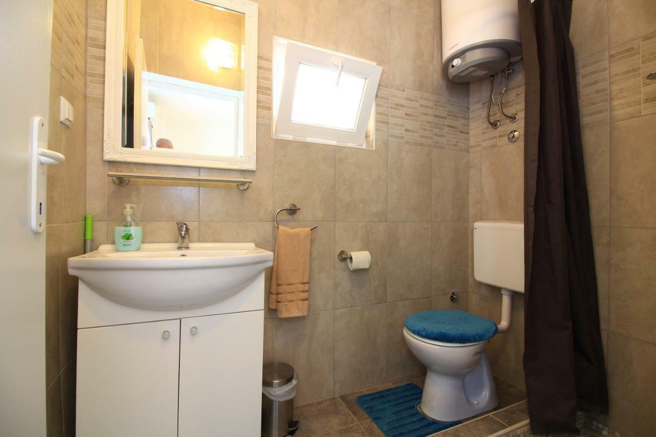 Apartman Maja Pula Exteriör bild